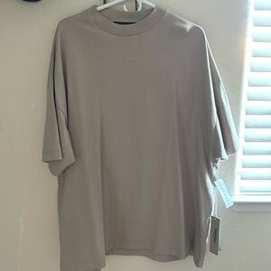 Essentials fear of god oversized tshirt